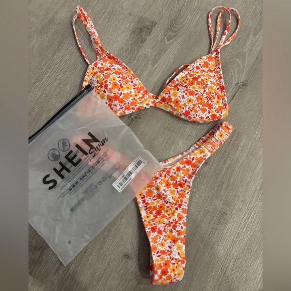 SHEIN Other - SHEIN Orange Floral Bikini Set SMALL NWT